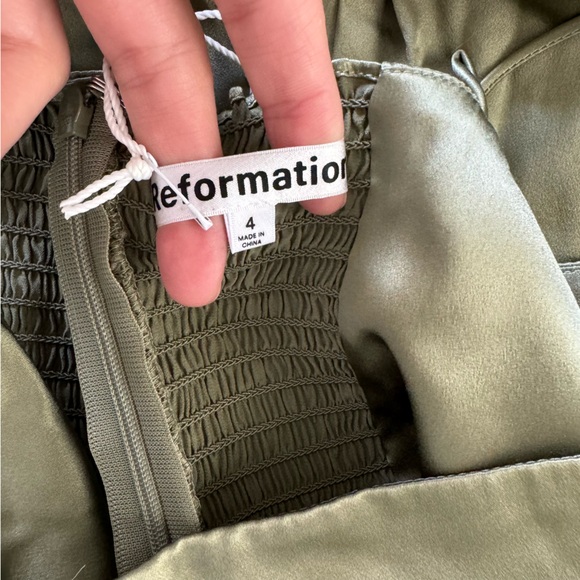 NWT Reformation Sage Jumpsuit 4 in Artichoke - Picture 8 of 9